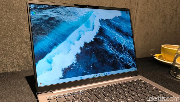Asus ExpertBook P Series: Laptop Tangguh, Kelas Militer, Performa Unggul