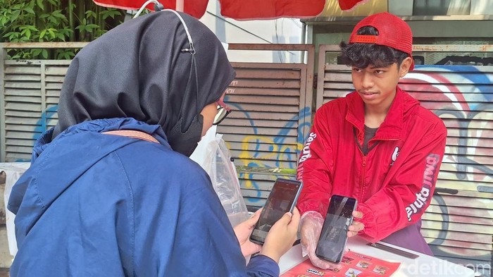 QRIS: Rahasia Sukses Jualan, Untung Melimpah dari Cilok Hingga Bisnis Besar