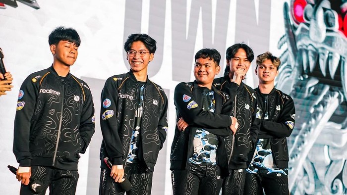 RRQ Hoshi Puncaki Klasemen MPL ID S15 Pekan 2: Hasilnya?