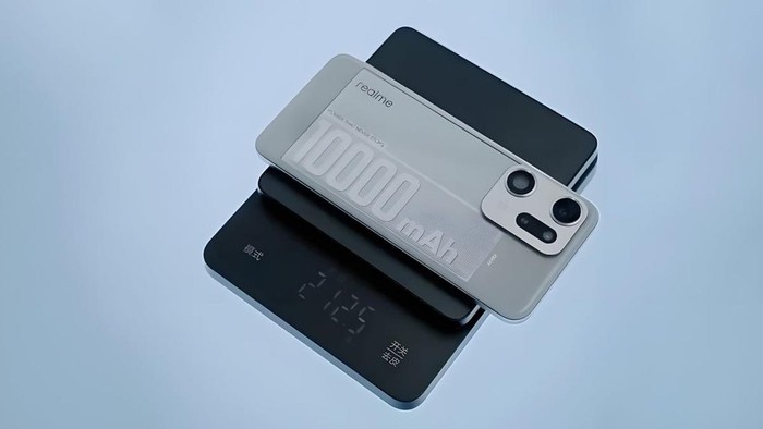 Realme 10000mAh HP: Powerbank di Saku, Tahan Seharian