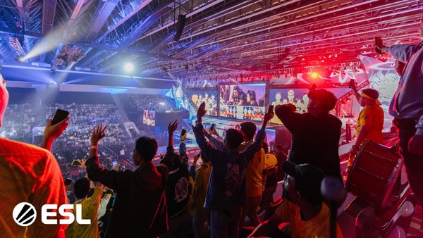 Saksikan! Epic Clash: Onic vs RRQ Hoshi ESL Mobile Masters 2025