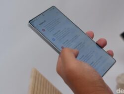 Samsung Galaxy AI: Restoran Futuristik, Menu Kreasi Canggih