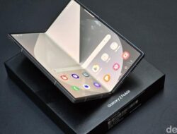 Samsung Galaxy Z Fold 7: Layar Lipat Tertipis, Rekor Baru?