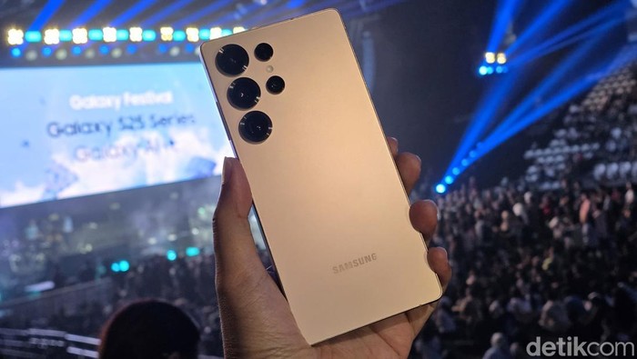 Update One UI 8: Daftar HP & Tablet Samsung Terbaru